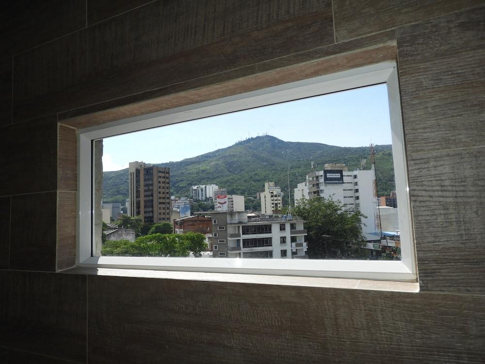 Park V Hotel & Suites กาลี ภายนอก รูปภาพ