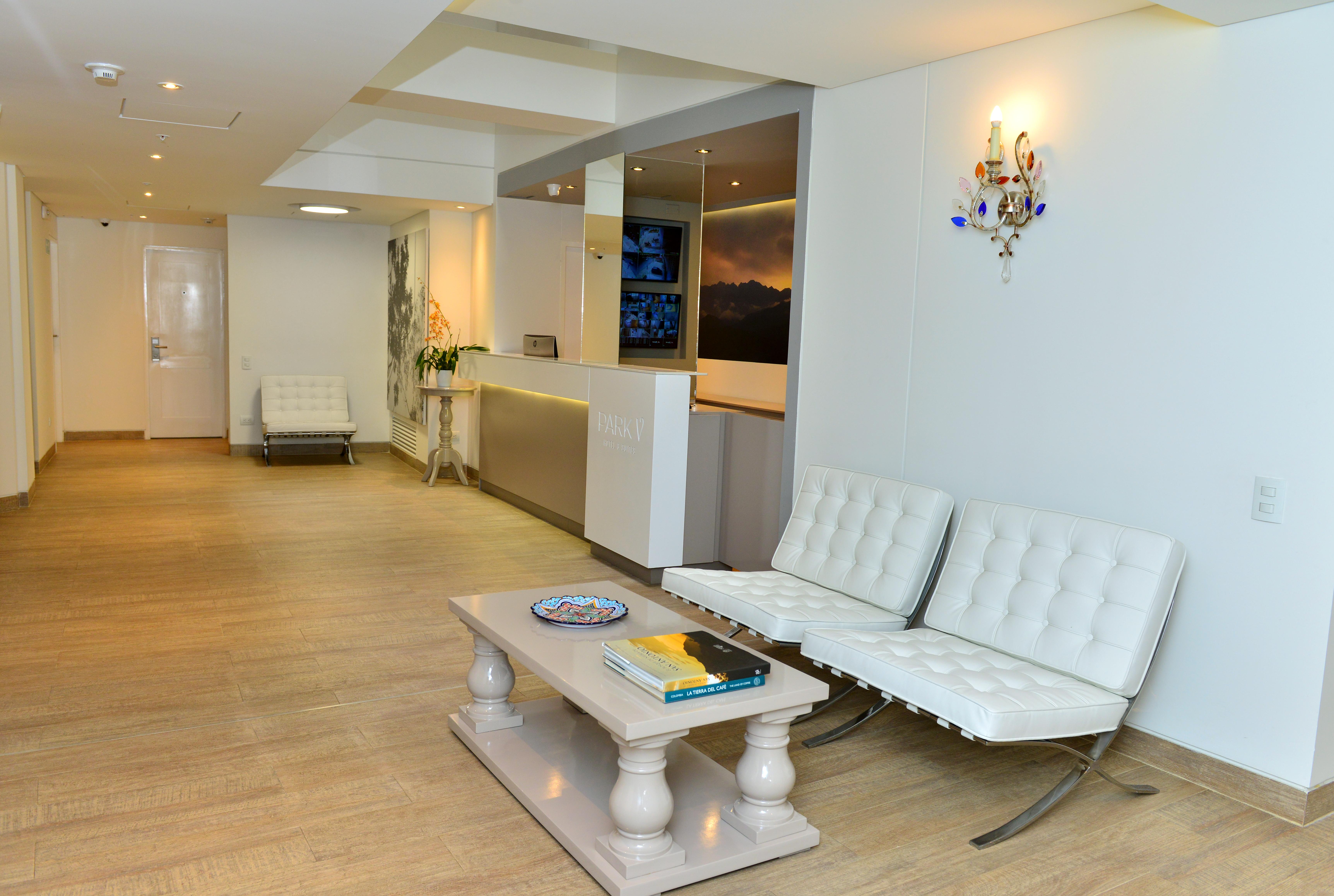 Park V Hotel & Suites กาลี ภายนอก รูปภาพ